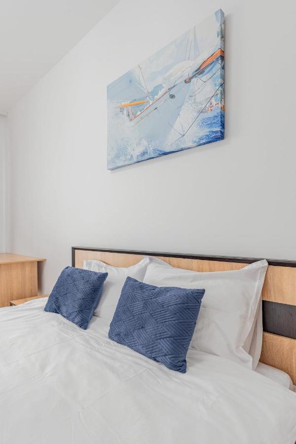 Apartament Cozy Studio With Netflix And Private Parking