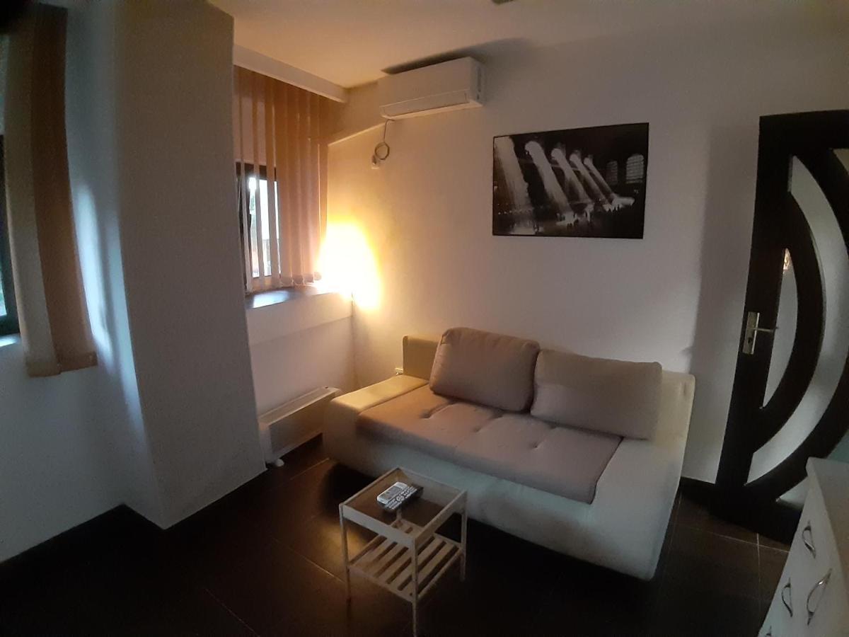 Apartament Piața Rosetti Universitate *