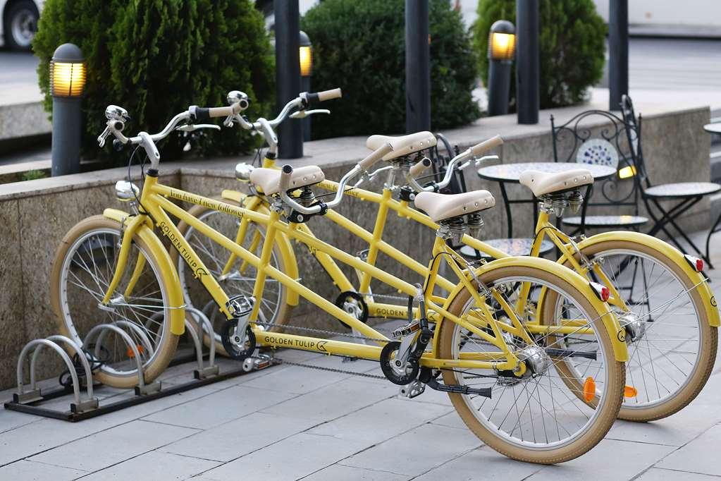 Hotel Leonardo Center 4*