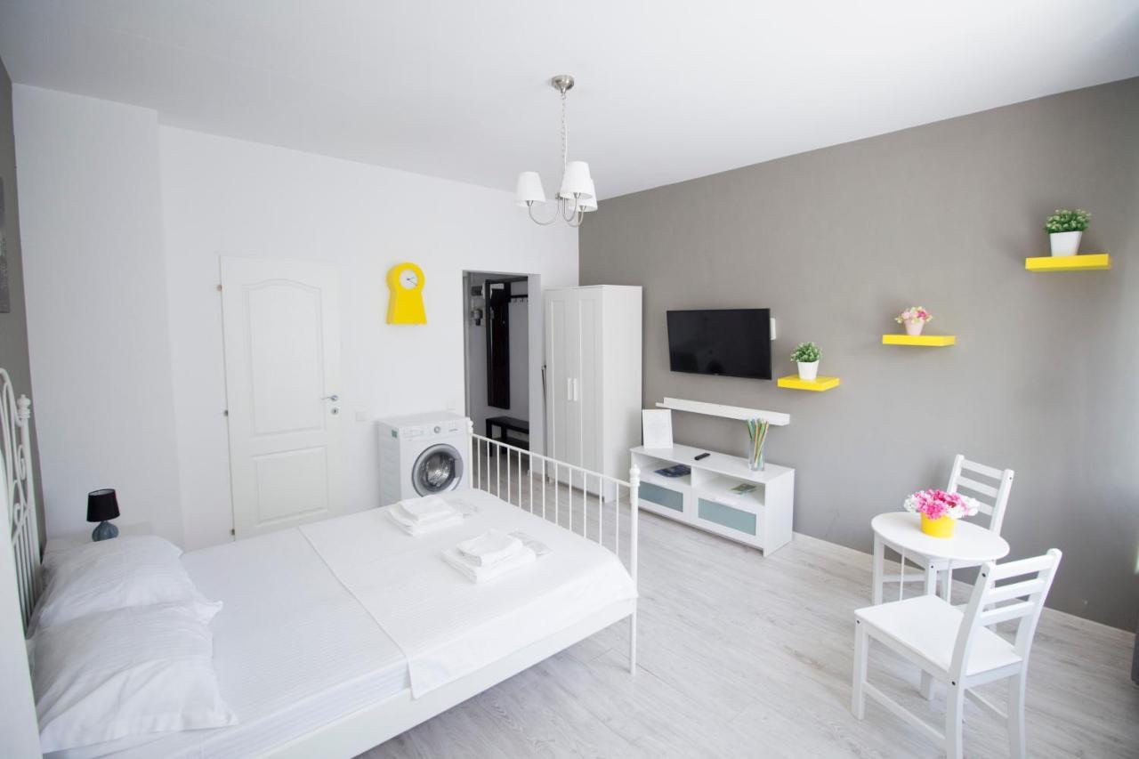 Studio Batiste Apartament Bucureşti