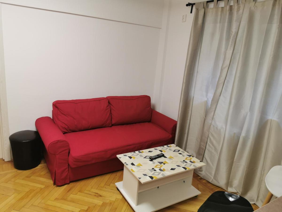 Flora Parliament Apartment *