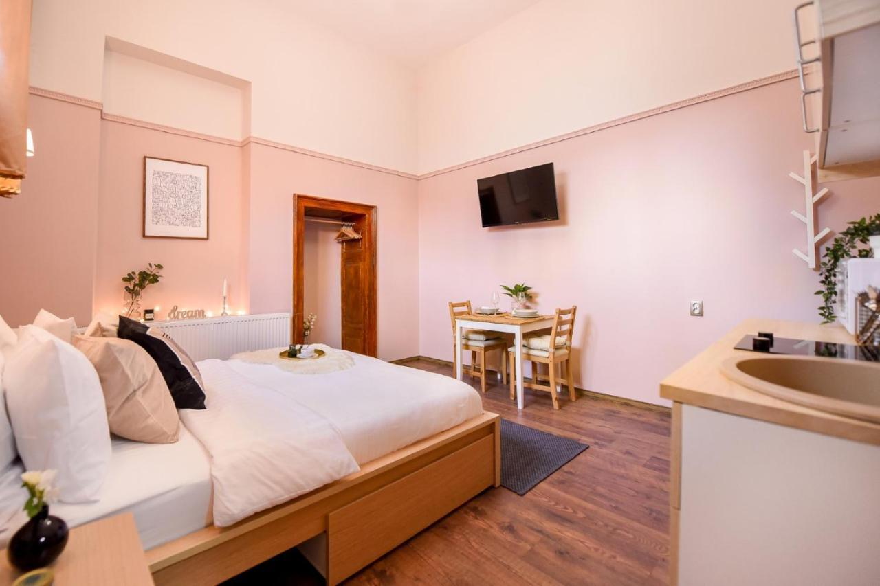Le Petit & Cosy - Location Old Town & Quiet Apartment