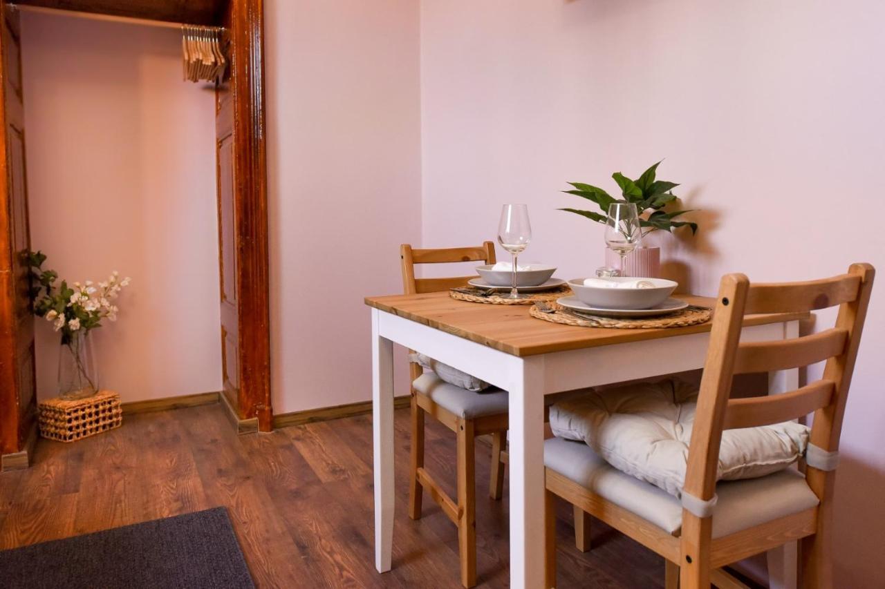 Le Petit & Cosy - Location Old Town & Quiet Apartment Bucharest