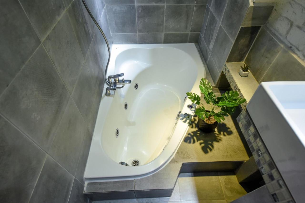 Fab & Homey Studio - Queen Elizabeth Street Bucharest
