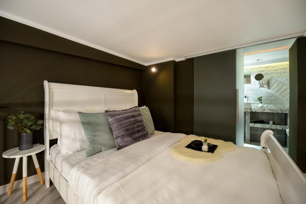 Fab & Homey Studio - Queen Elizabeth Street Apartment Bucharest
