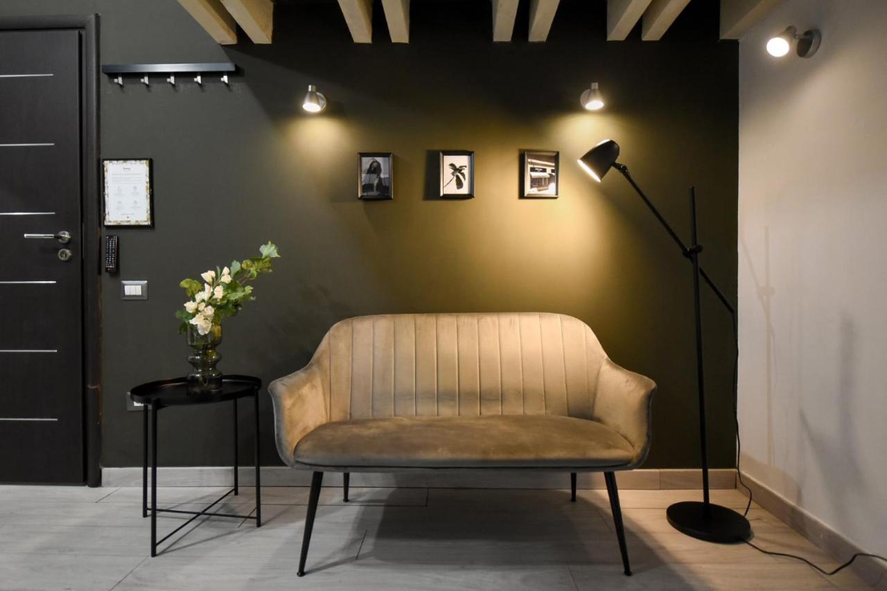Fab & Homey Studio - Queen Elizabeth Street *