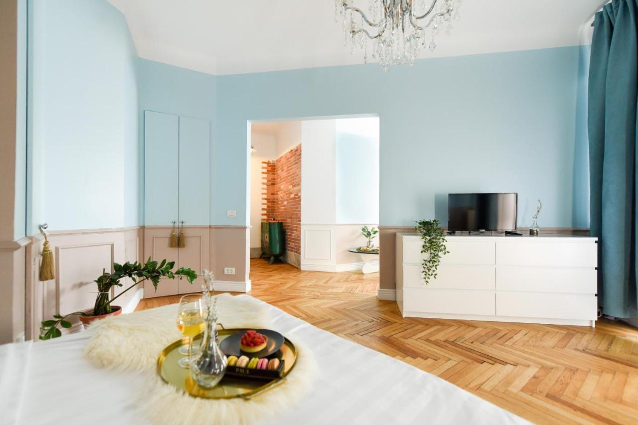 Old Town - Amazing Studio - Sunset View Bucureşti
