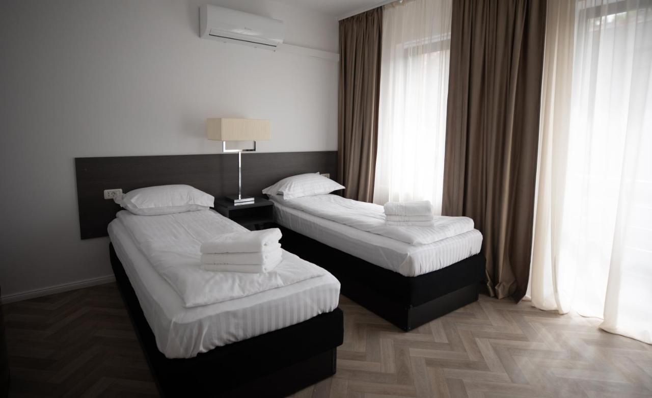 Aparthotel Urban 7