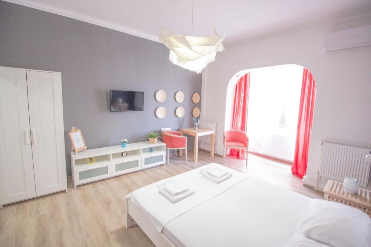 Apartment Downtown Studio Bucharest