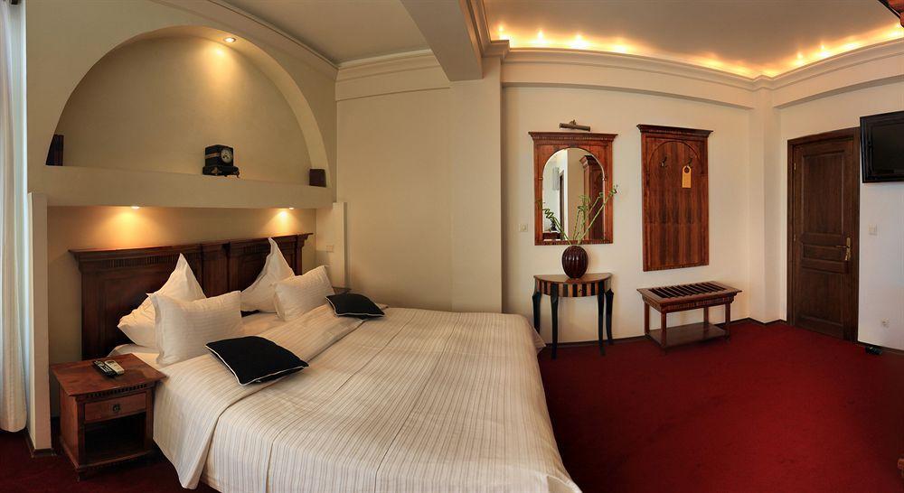 Hotel Domenii Plaza By