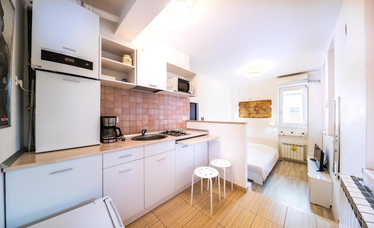 Apartment New Charming Bucharest
