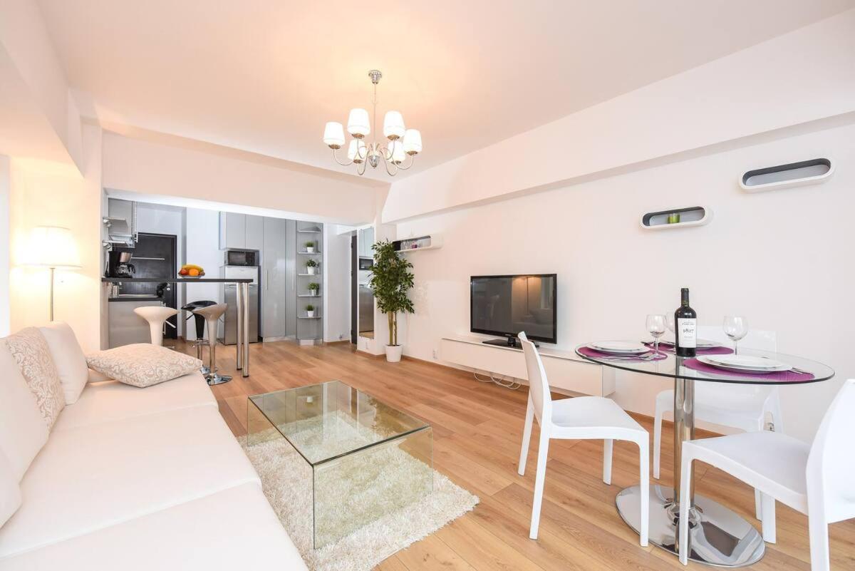 New Luxury Flat At Unirii Square, Piata Unirii Apartamento *