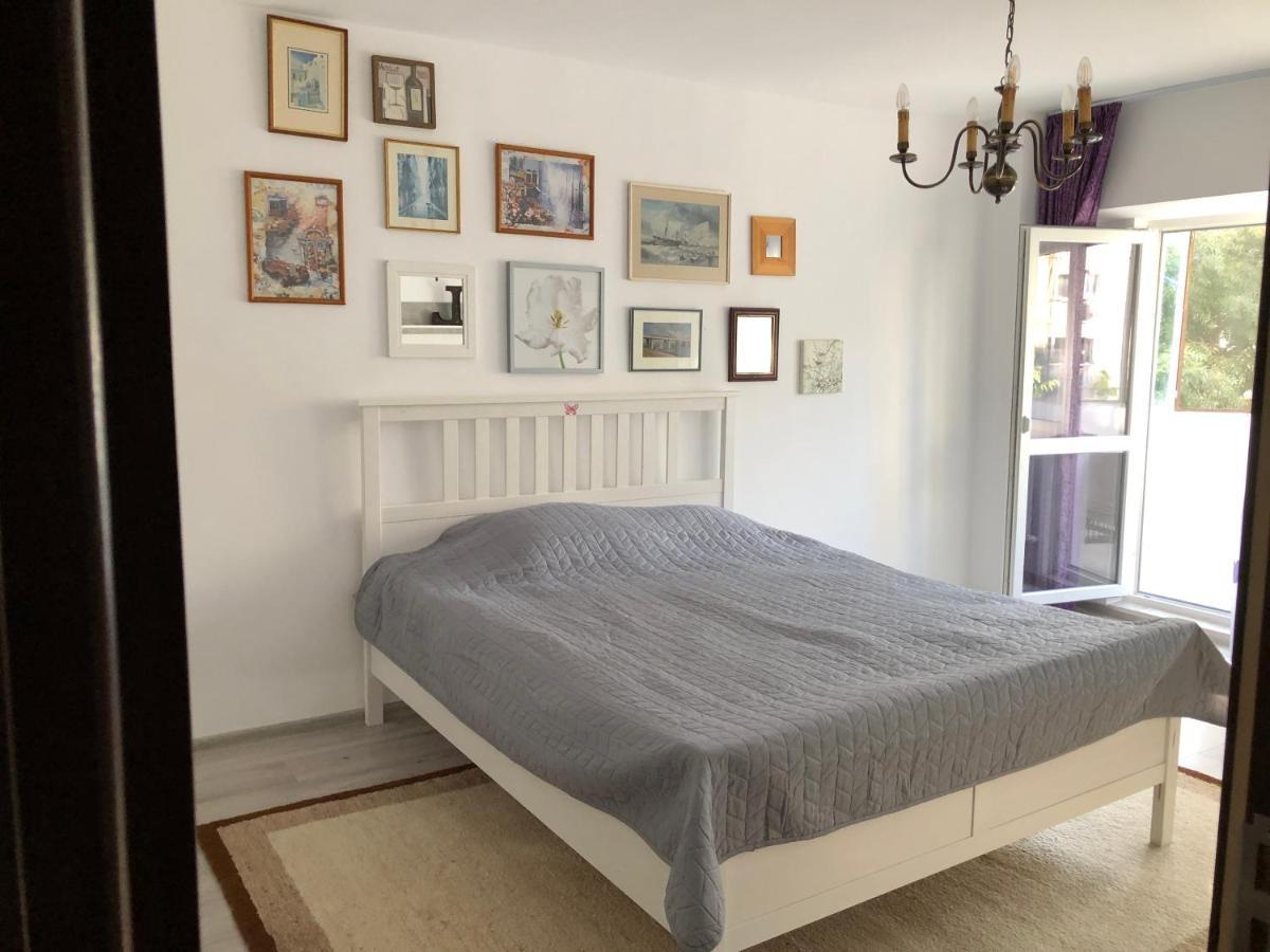Apartment Le Garcon De Cristina-simple,quiet,spacious *