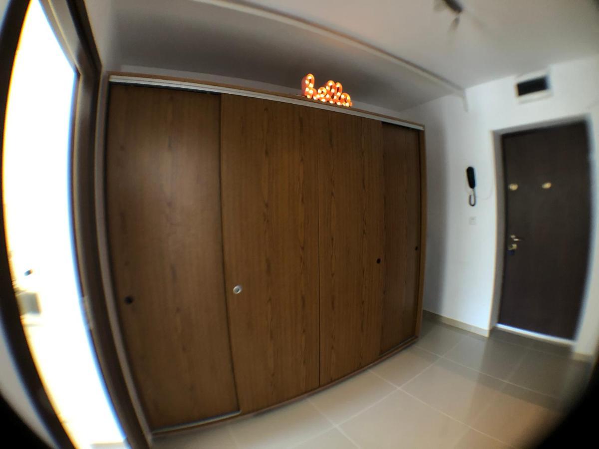 Le Garcon De Cristina-simple,quiet,spacious Apartment *