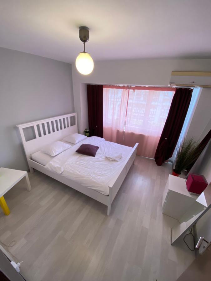 Apartament 63