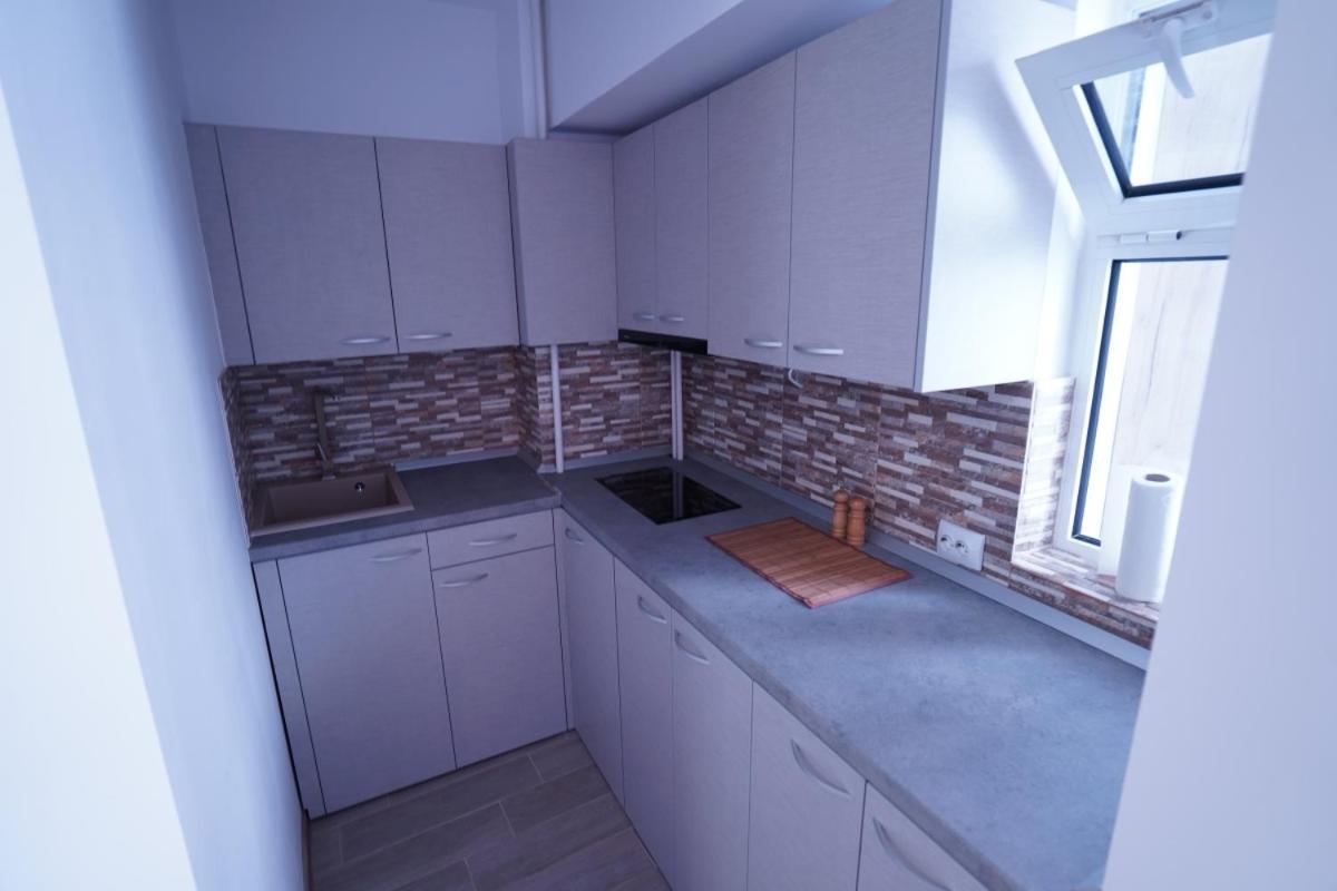 Luxury 1br Near Hanul Drumetului