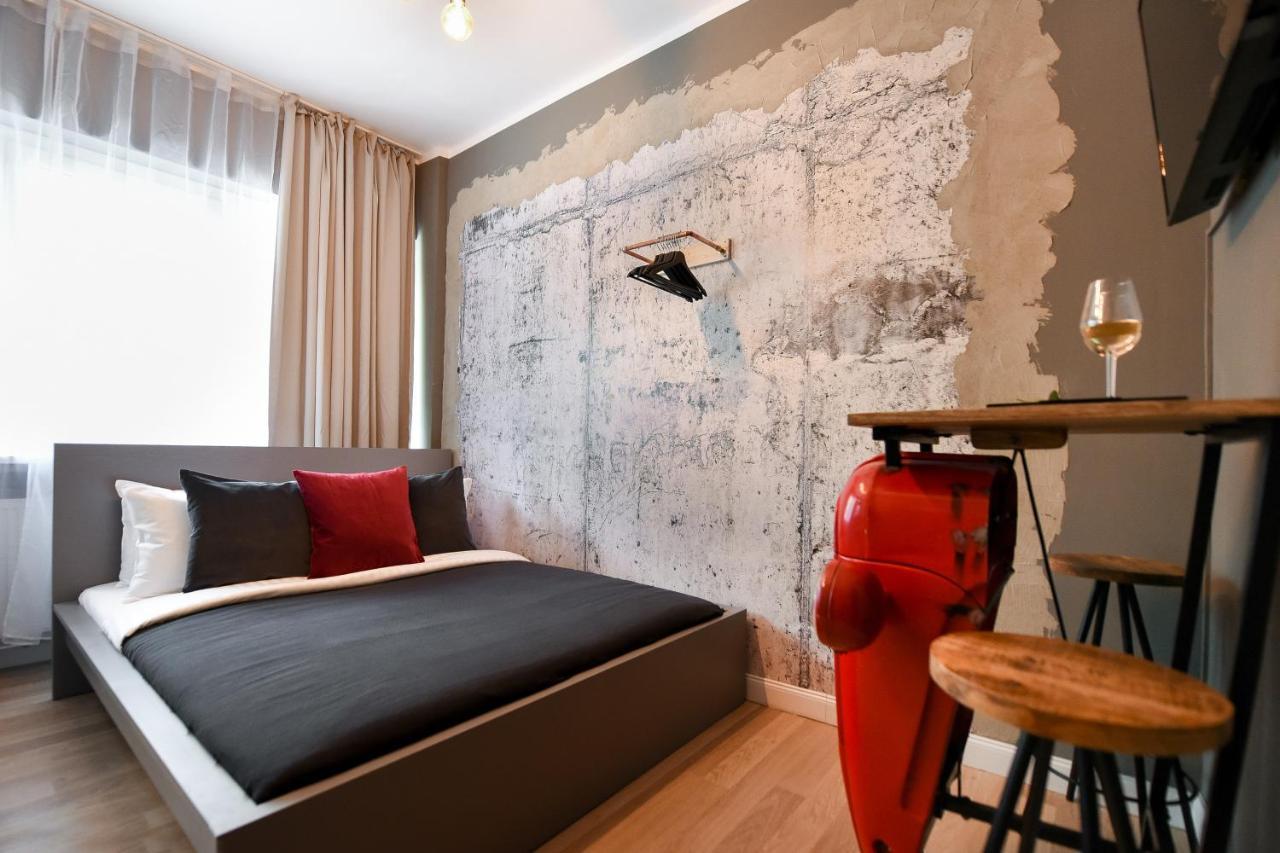 The Mini Industrial. Small Magheru Studio Apartment
