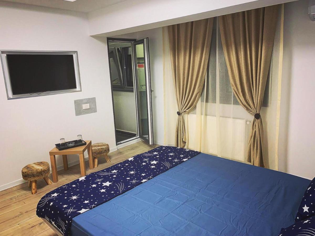 Mega Residance Apartment