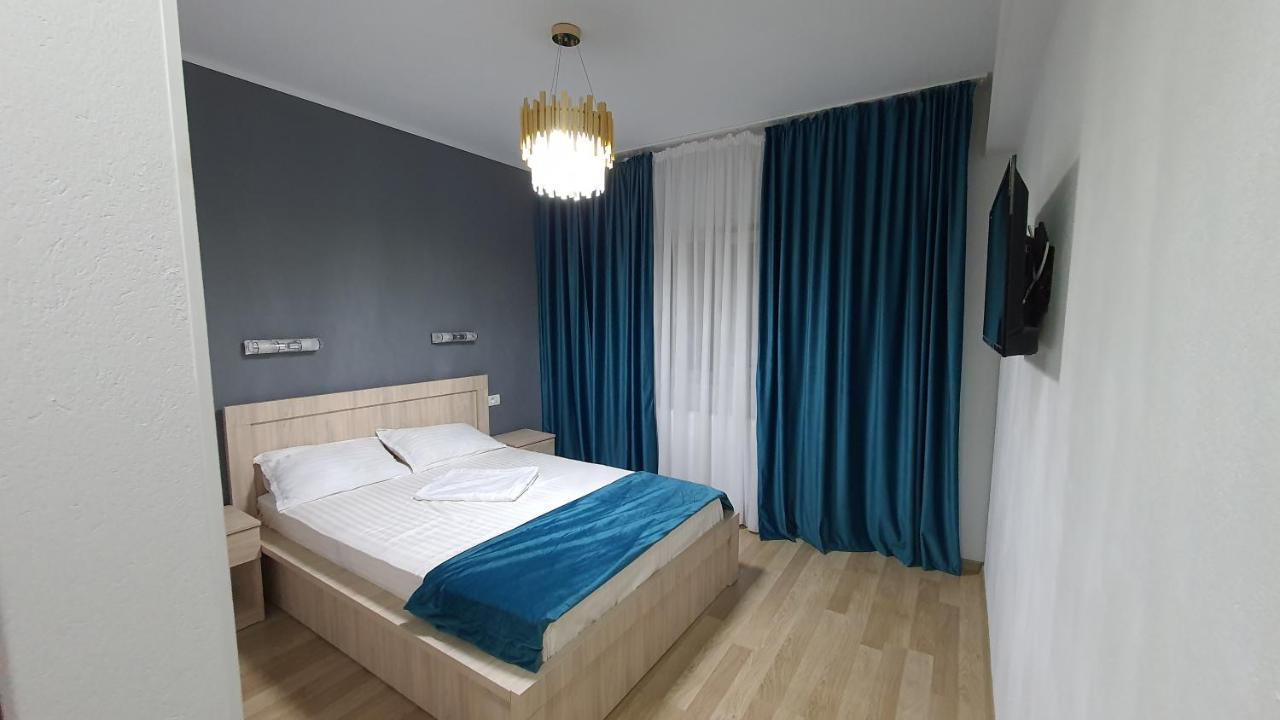 Spital Fundeni * Bucureşti