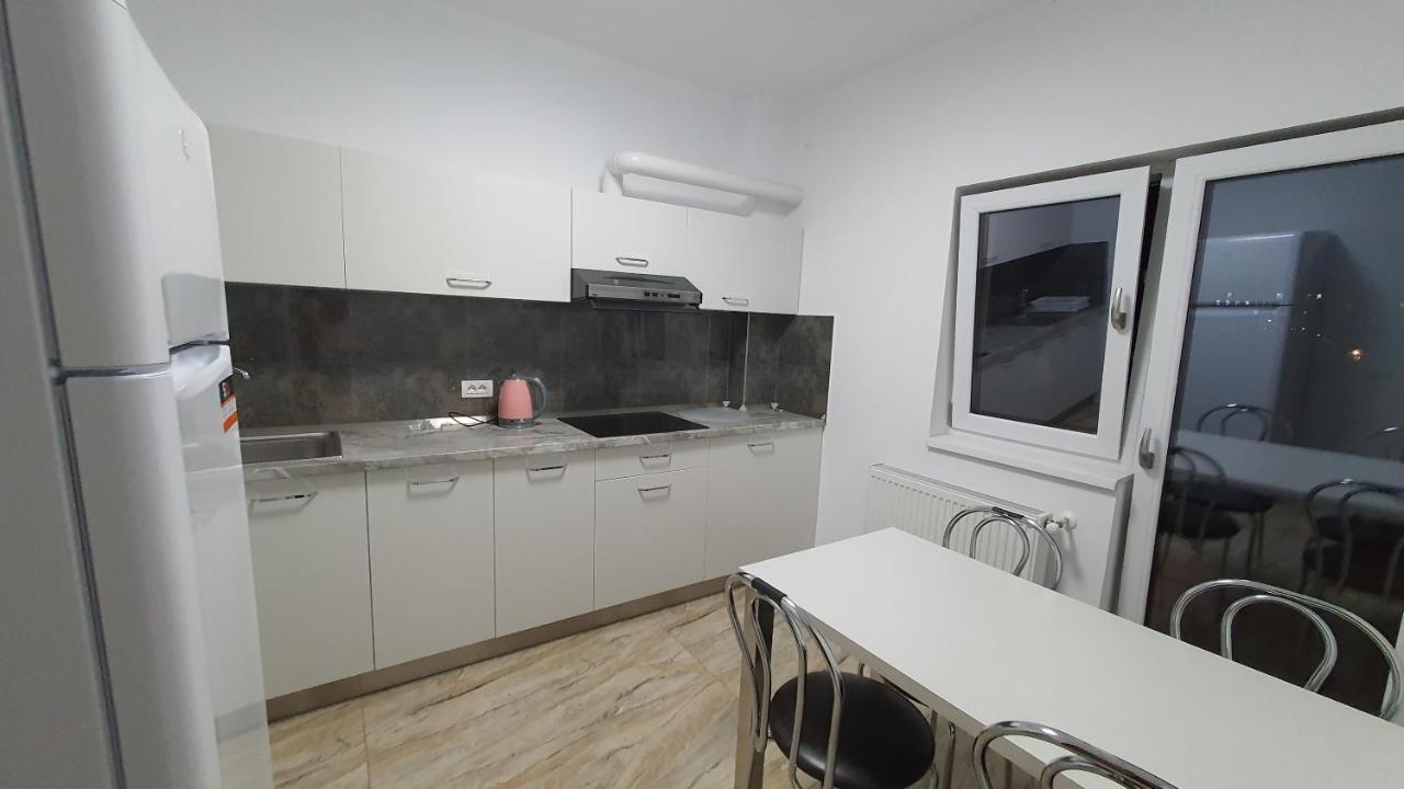 Apartament Spital Fundeni Bucureşti