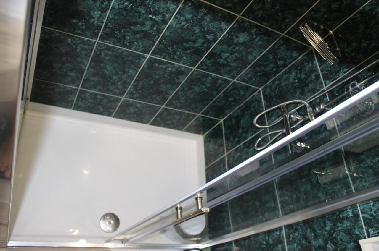 Luxury Center - Railways Station Apartamento