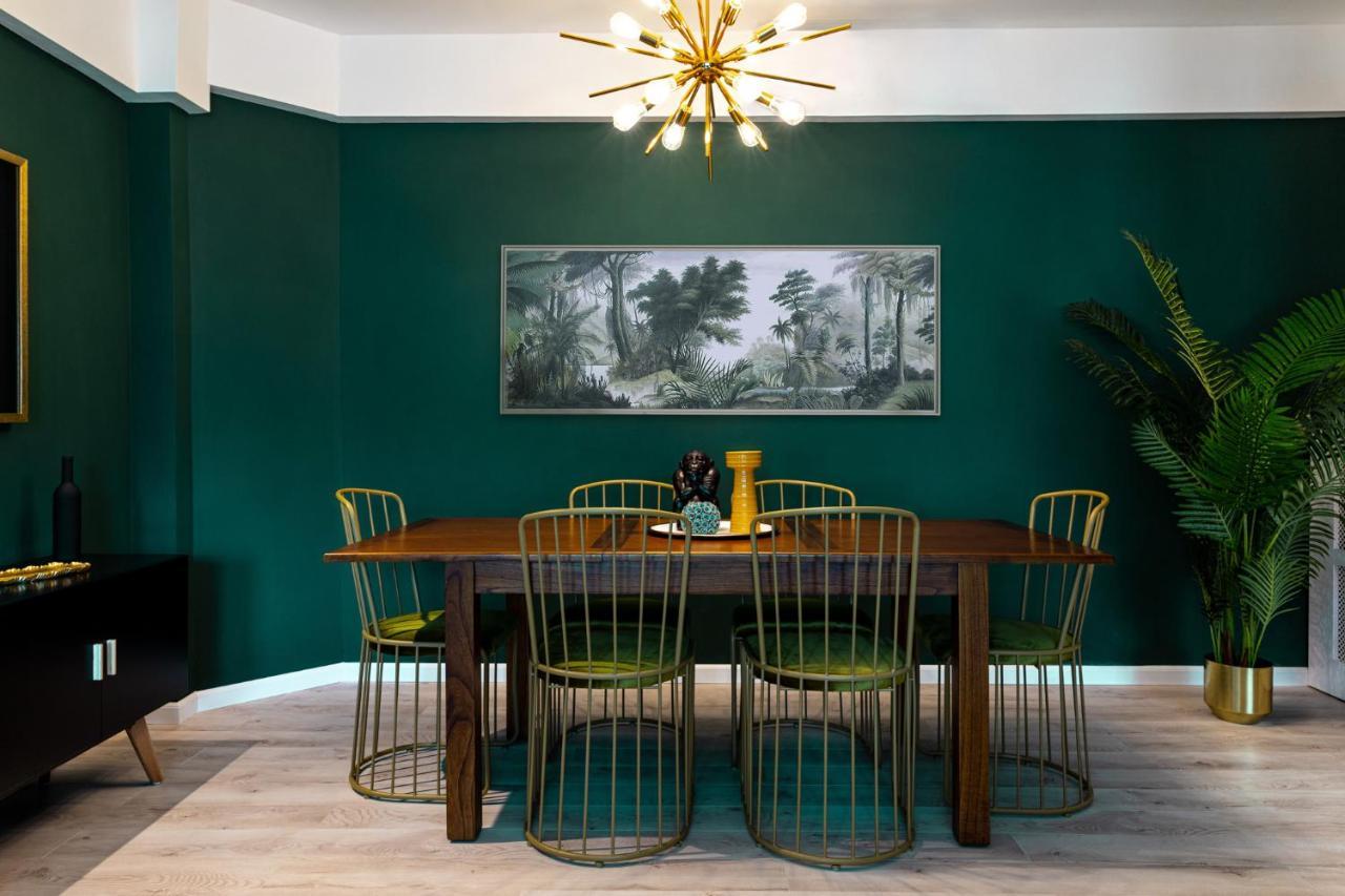 Holt - Welcome To The Jungle Apartamento
