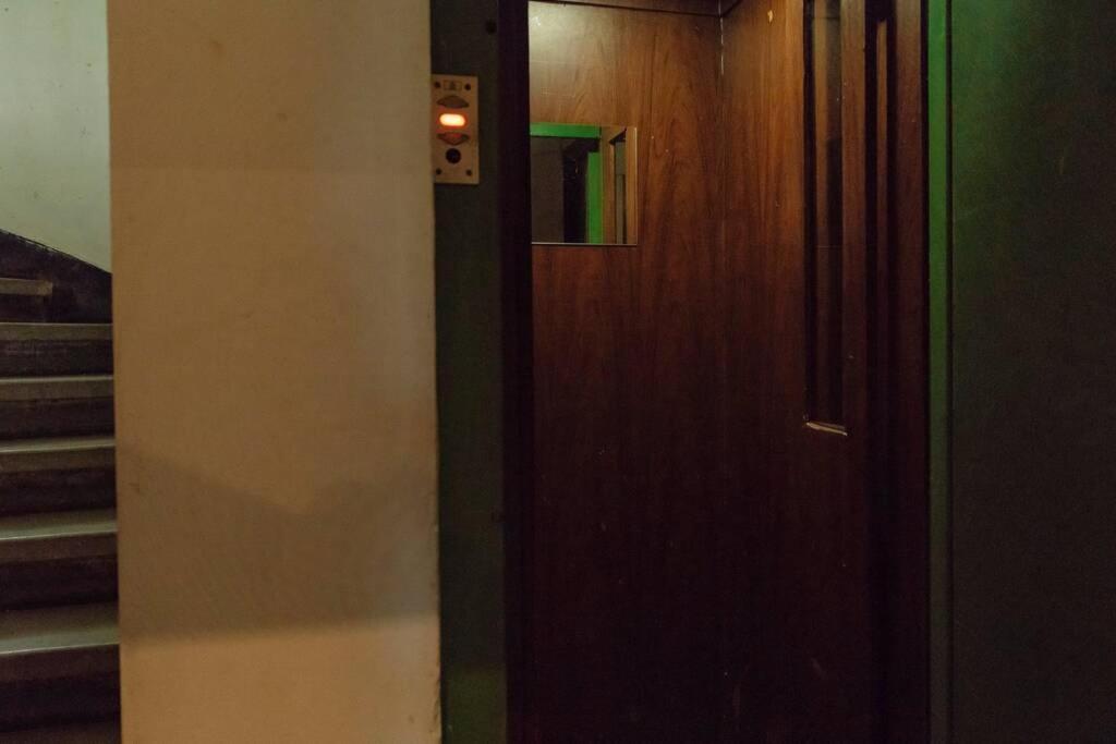 Apartment Amazing - Location - Netflix Bucharest