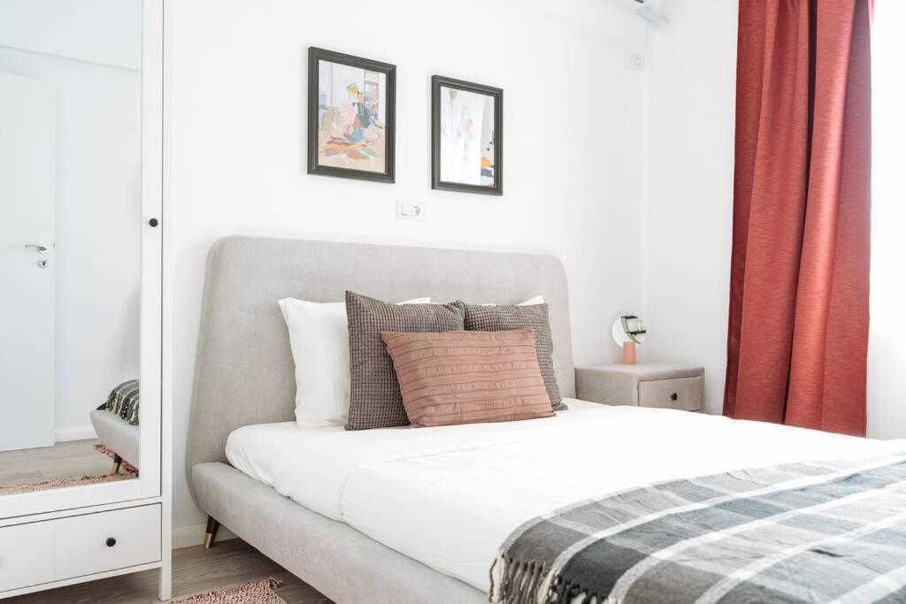 Sunny 2br Flat - Old Town View *
