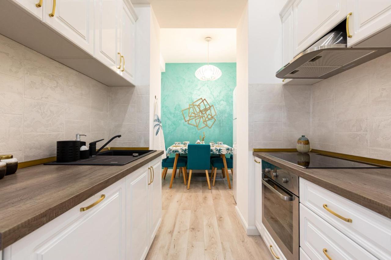 Holt - Welcome To The Jungle Apartamento