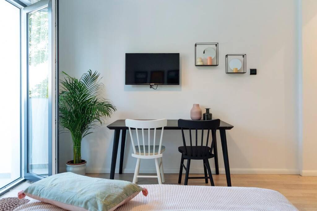 Amazing - Location - Netflix Apartment Bucharest