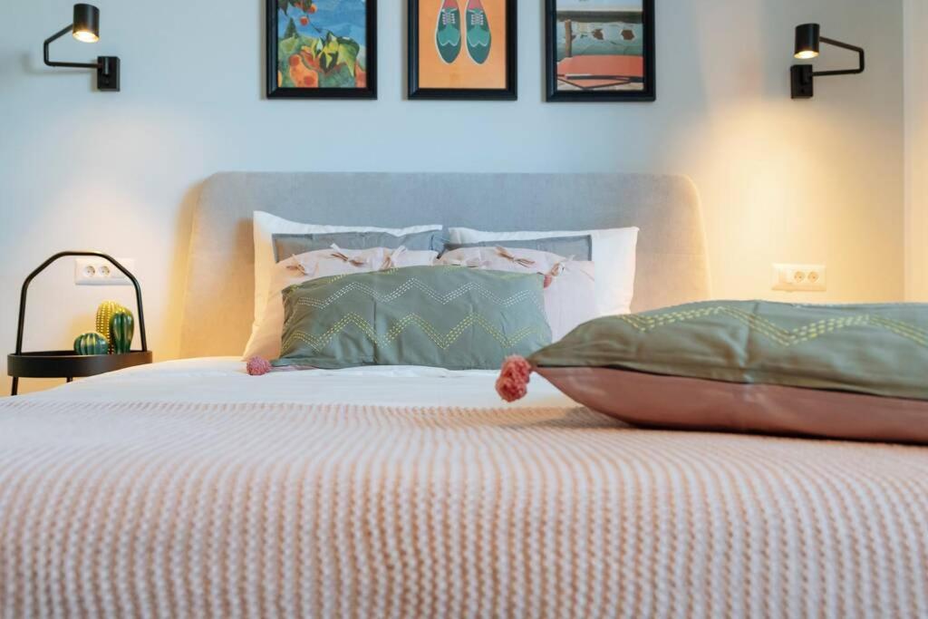 Amazing - Location - Netflix Apartment Bucharest
