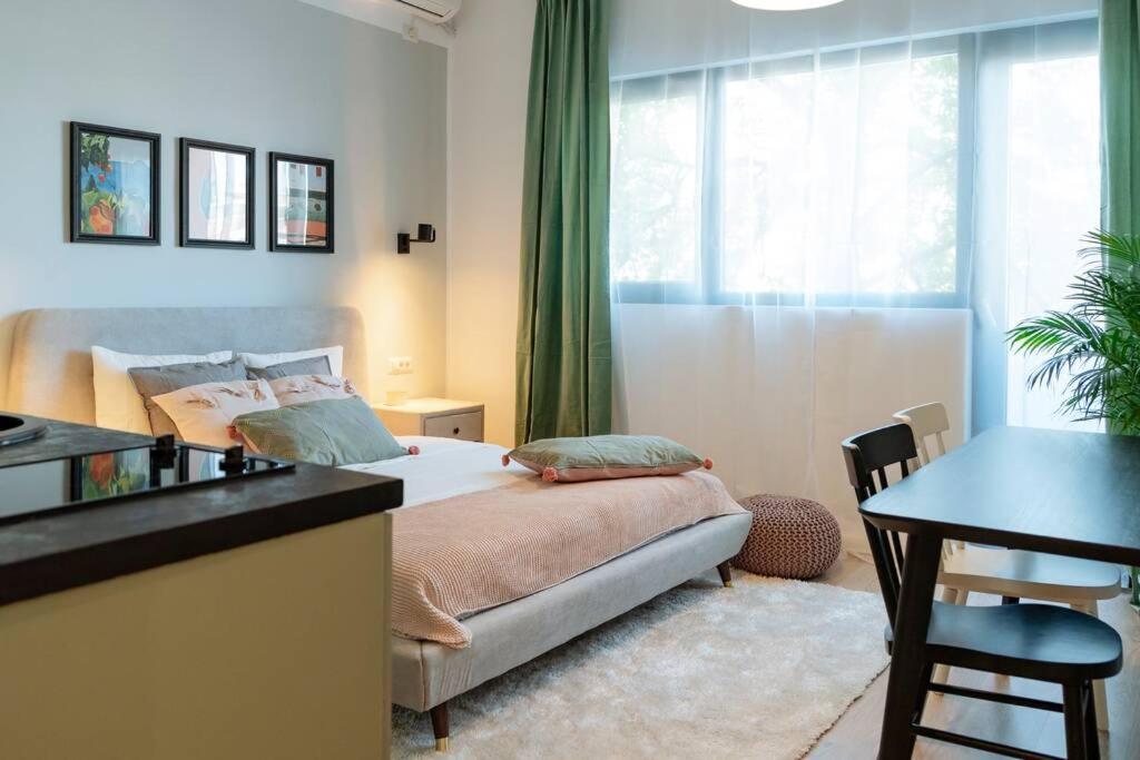 Amazing - Location - Netflix Bucharest