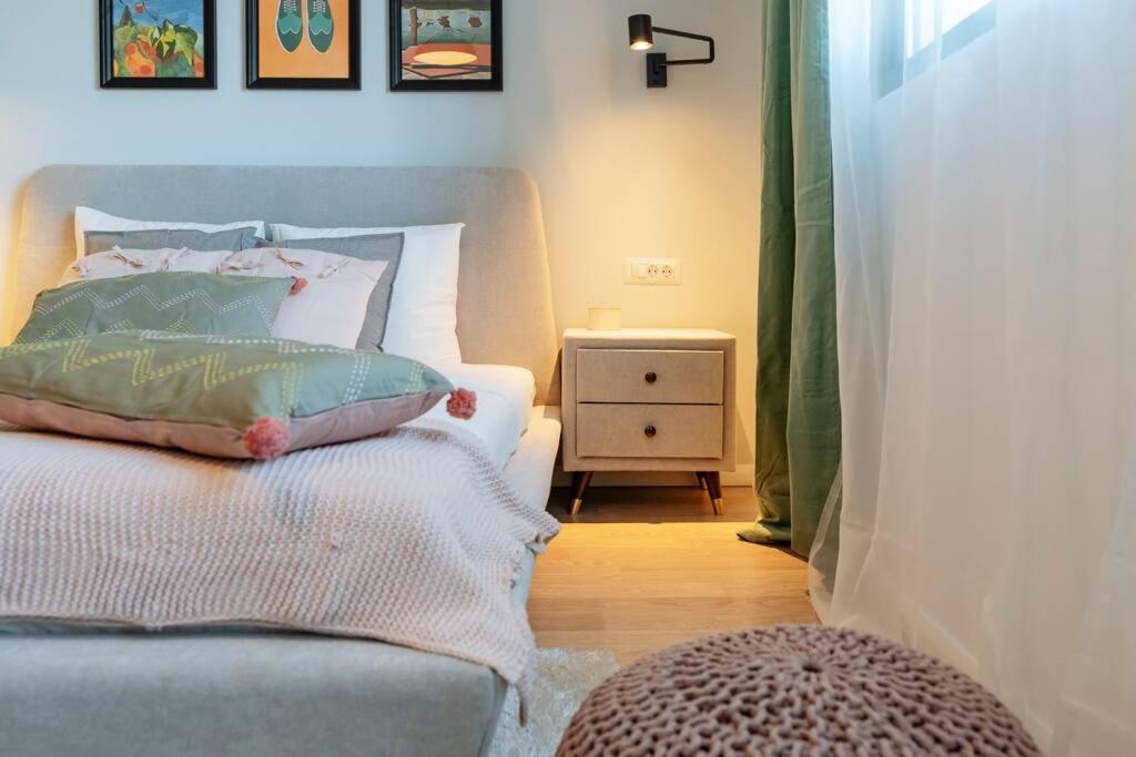 Amazing - Location - Netflix Apartment *