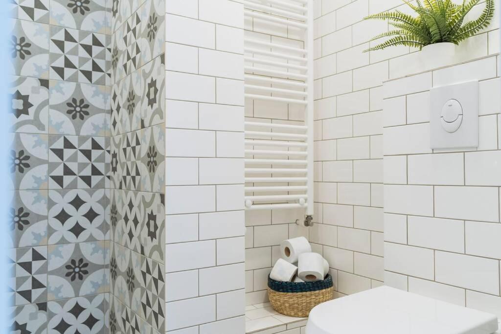 Sunny 2br Flat - Old Town View Apartment *