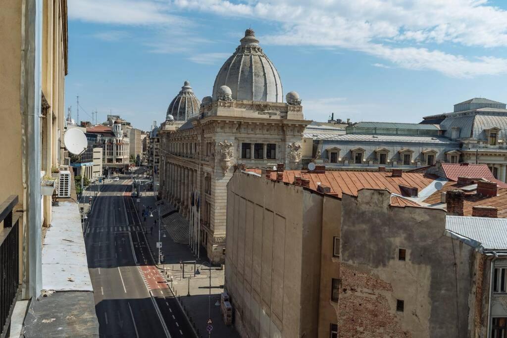 Sunny 2br Flat - Old Town View