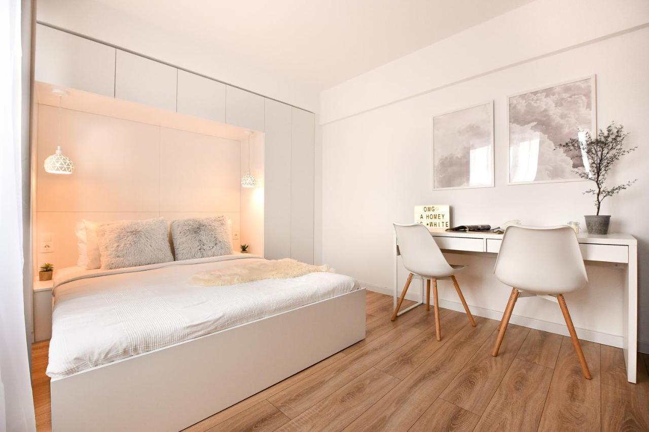 White Haven - Calea Victoriei Bucareste