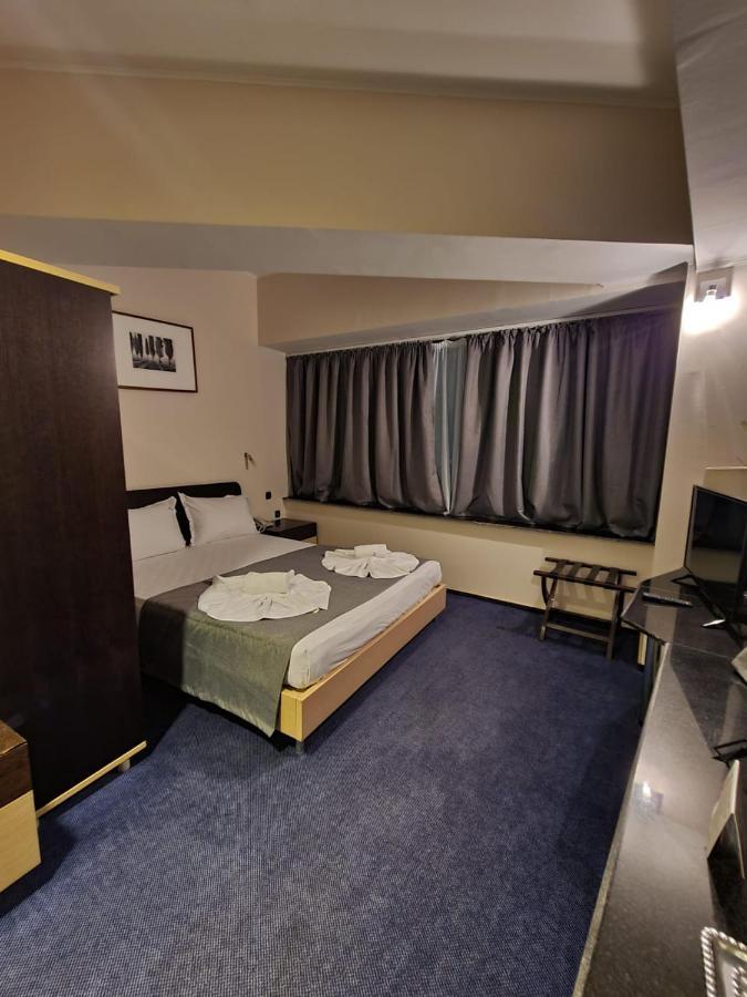 Hotel Mojo 3*