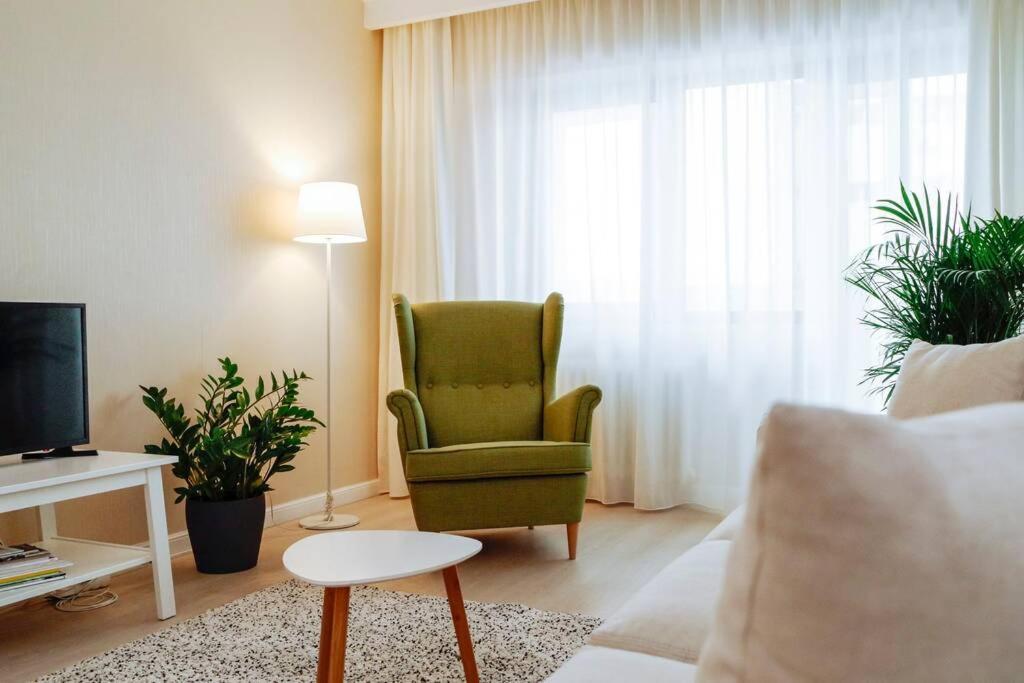 Elegant Vibes Next To Obor Market Apartment Bucharest