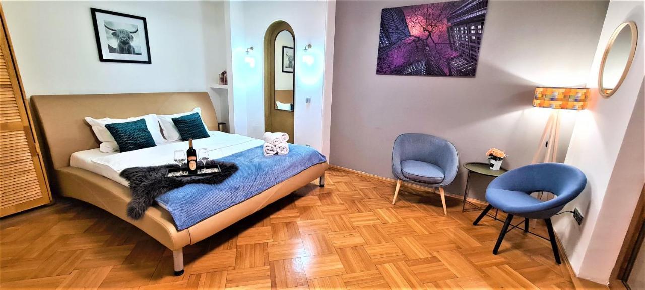 Apartment Central Arghezi Art Deco Piata Universitatii Bucharest