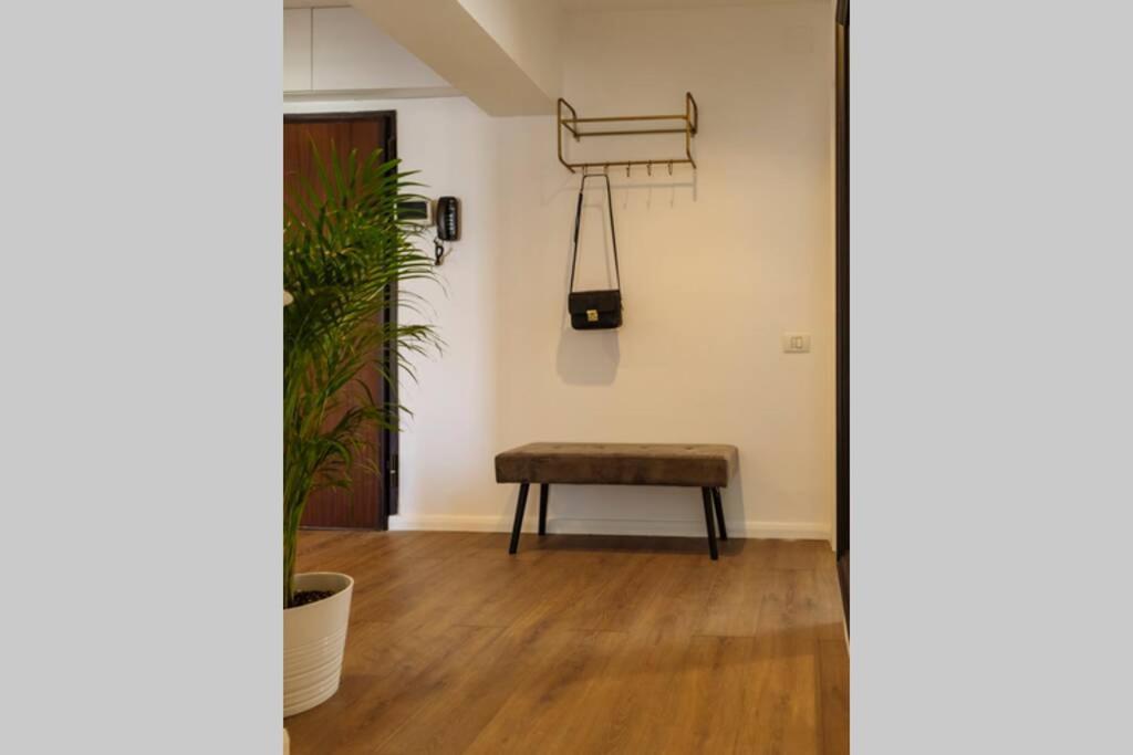 Panoramic - 4br - Piata Unirii Bucureşti