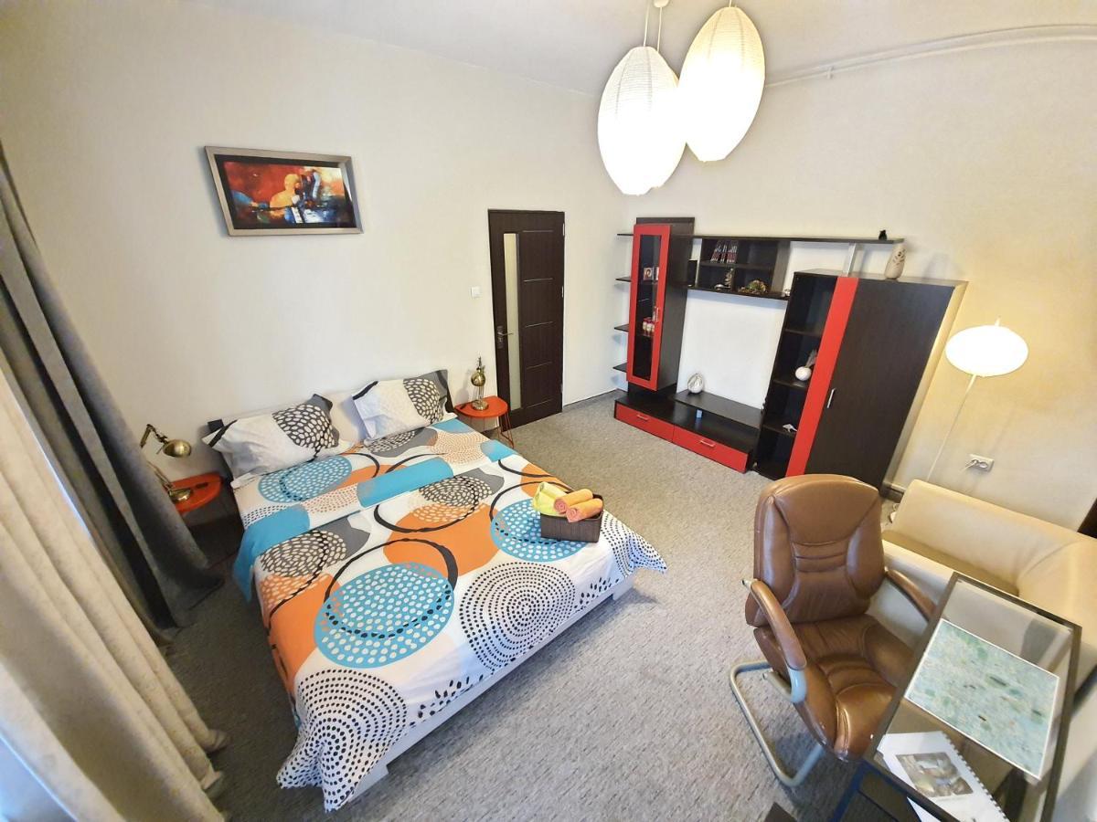 Apartment Global Downtown - Universitate - Calea Victoriei Bucharest