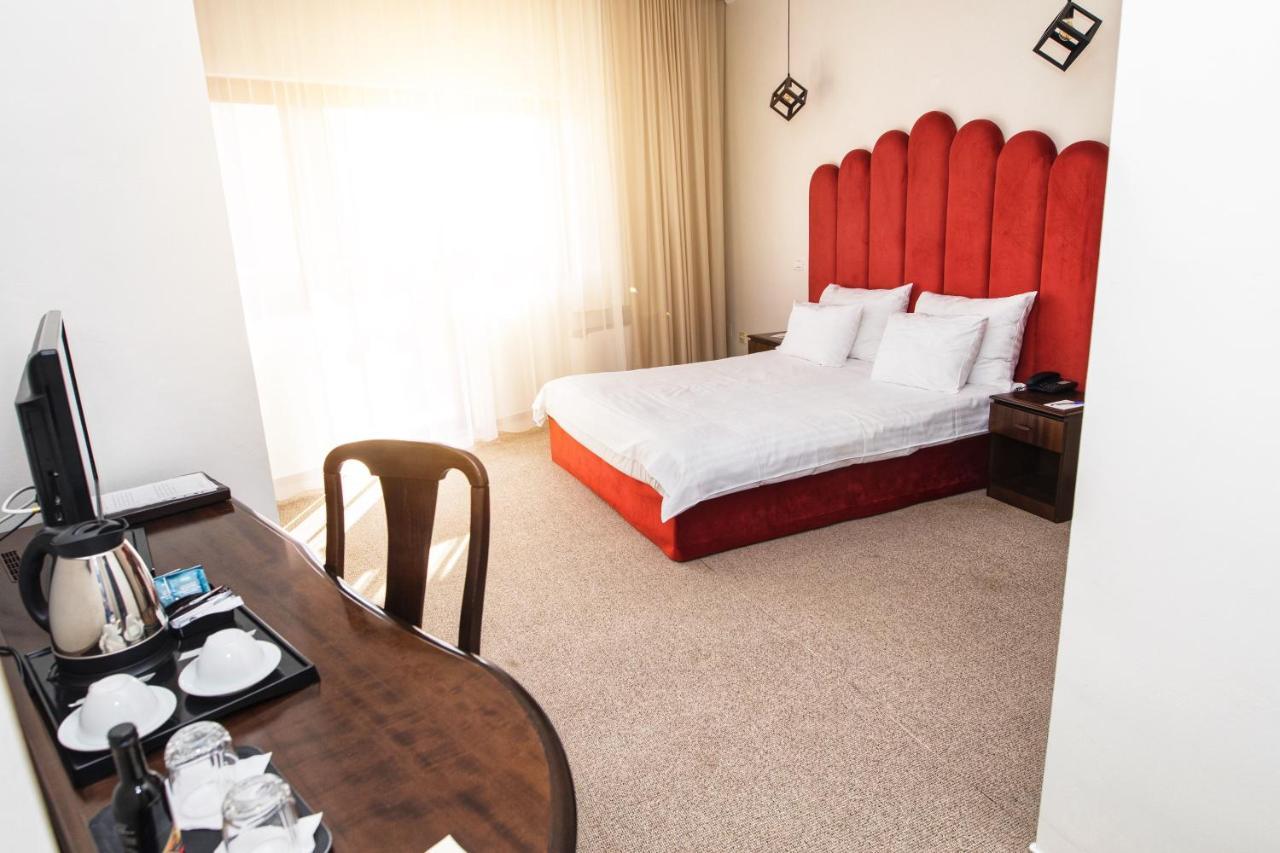 International City Centre Hotel 4*