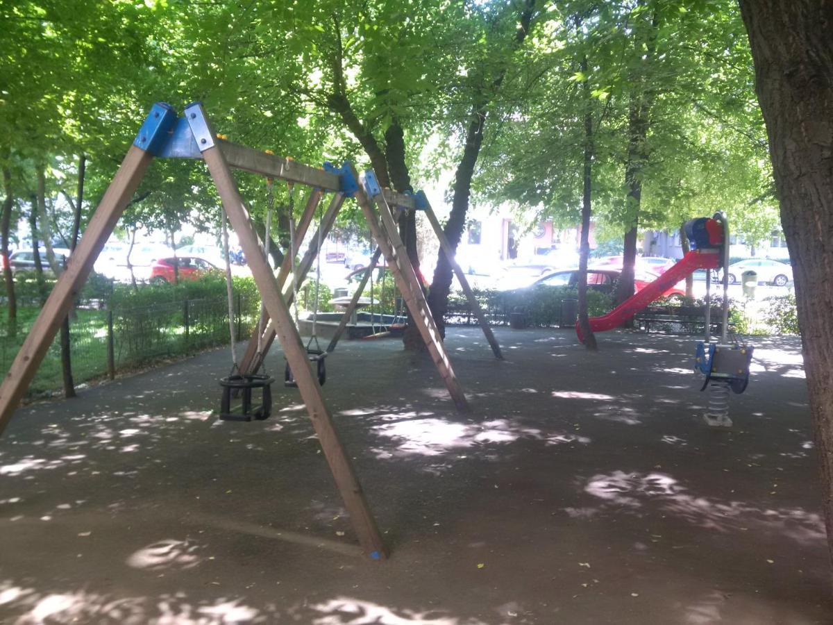 North Studio * Bucureşti