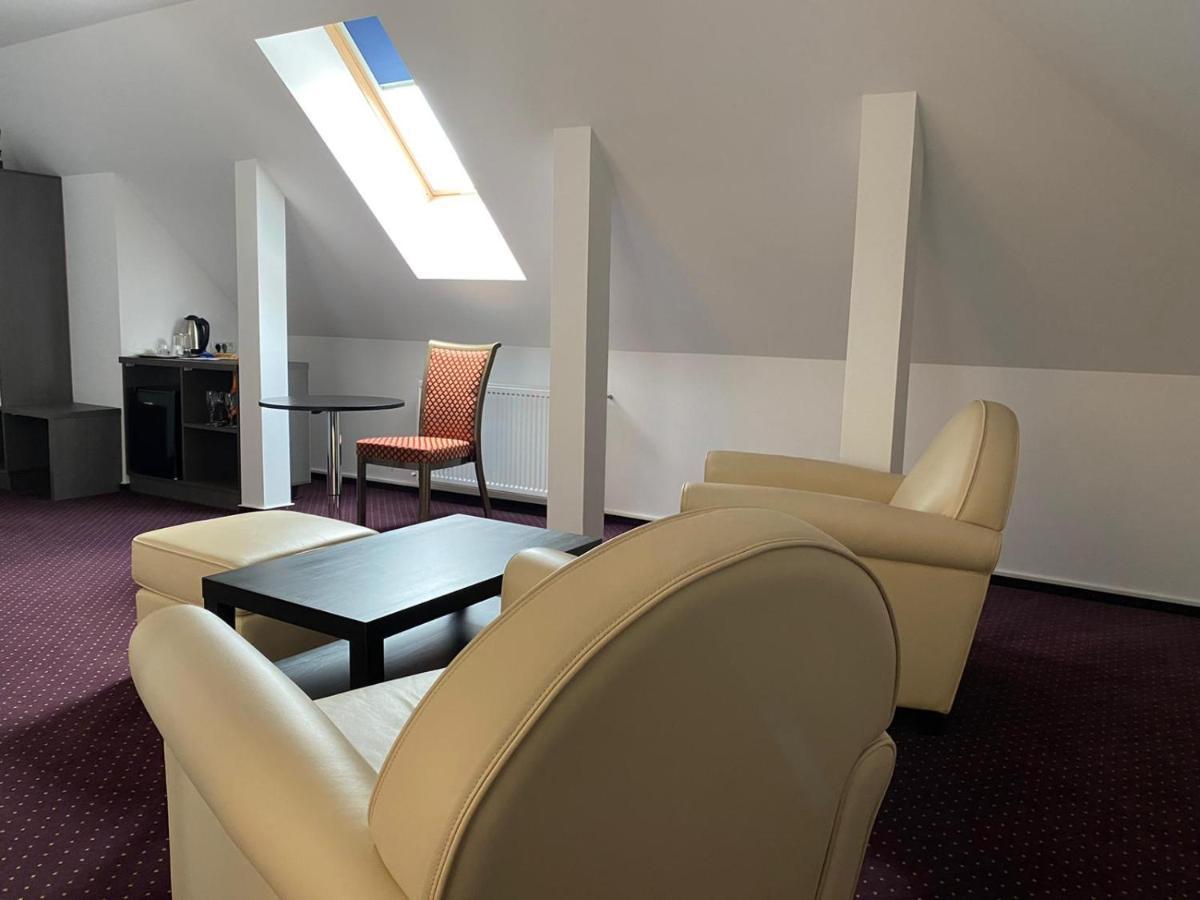 Aparthotel Urban 7 *