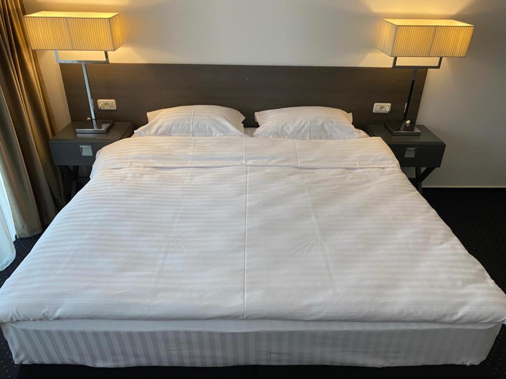 Urban 7 * Bucharest