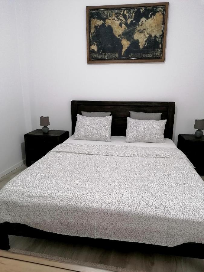 Diamond Apartment *