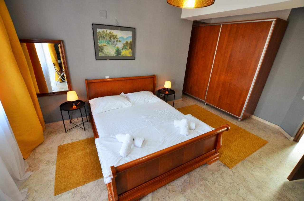 Central Sunrise Unirii Apartment Bucharest