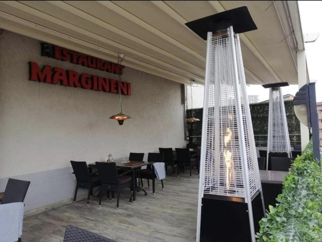 Apartamento Garsoniere Fundeni *