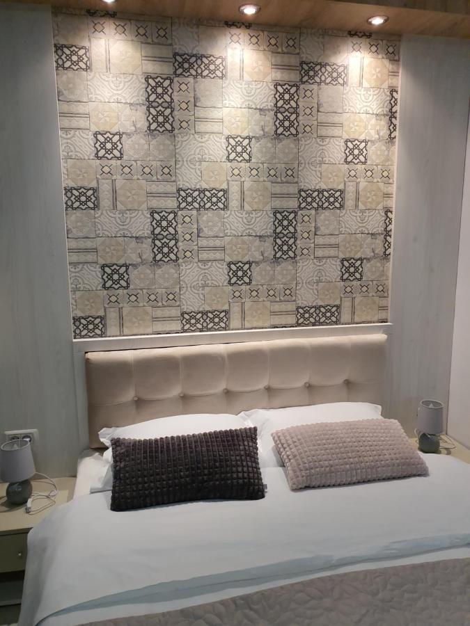 Apartamento Garsoniere Fundeni *