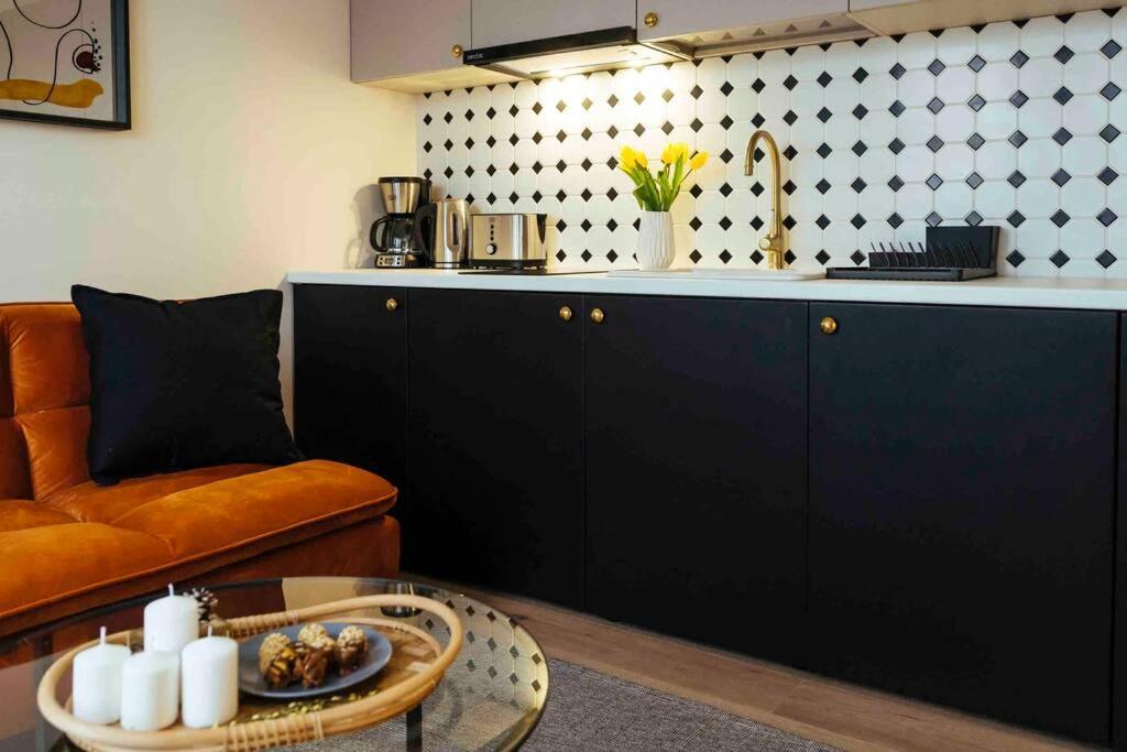 Stunning Views - Location - Netflix + Balcony Apartamento *